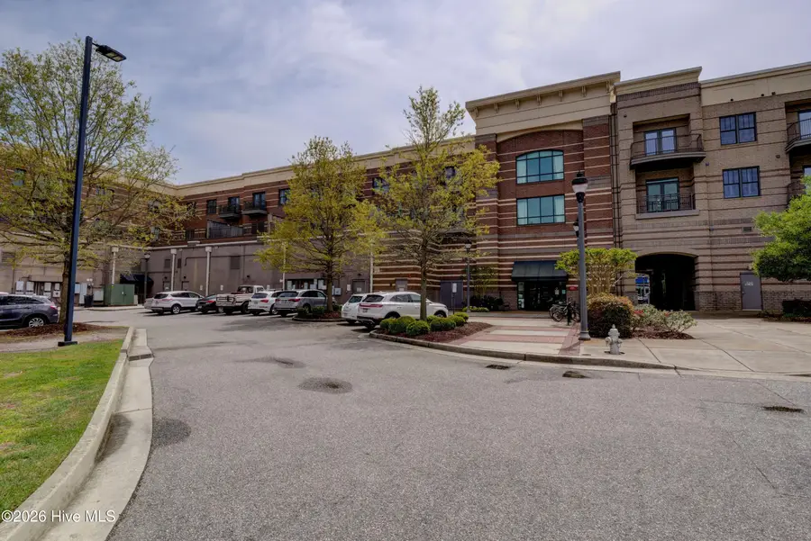 6831 Main Street #Unit 323, Wilmington, NC 28405 - #2