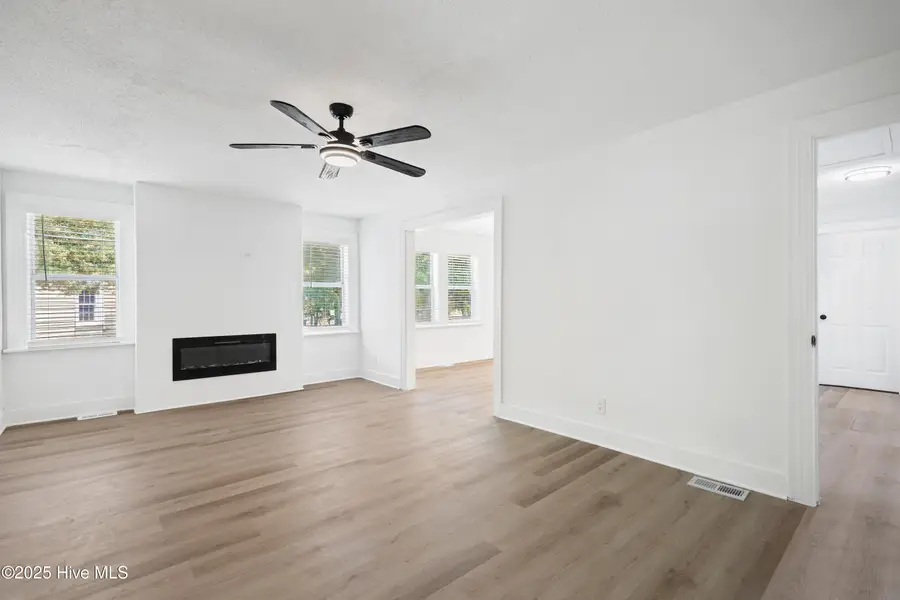 214 Arlington Circle, Greenville, NC 27834 - #2