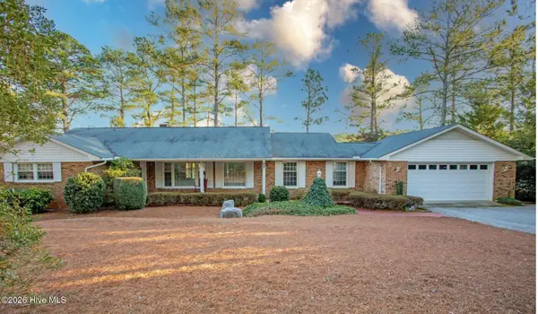 42 Shadow Lane, Whispering Pines, NC 28327