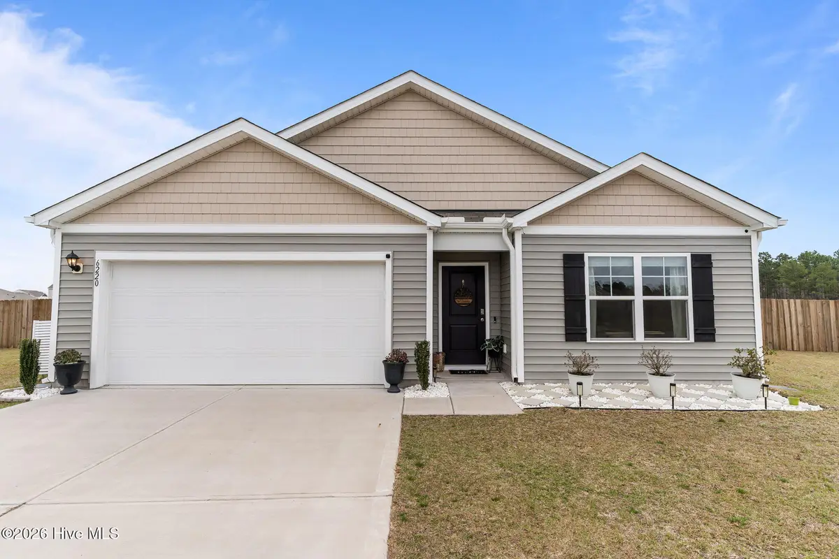 6220 Centipede Place, Castle Hayne, NC 28429 - #1