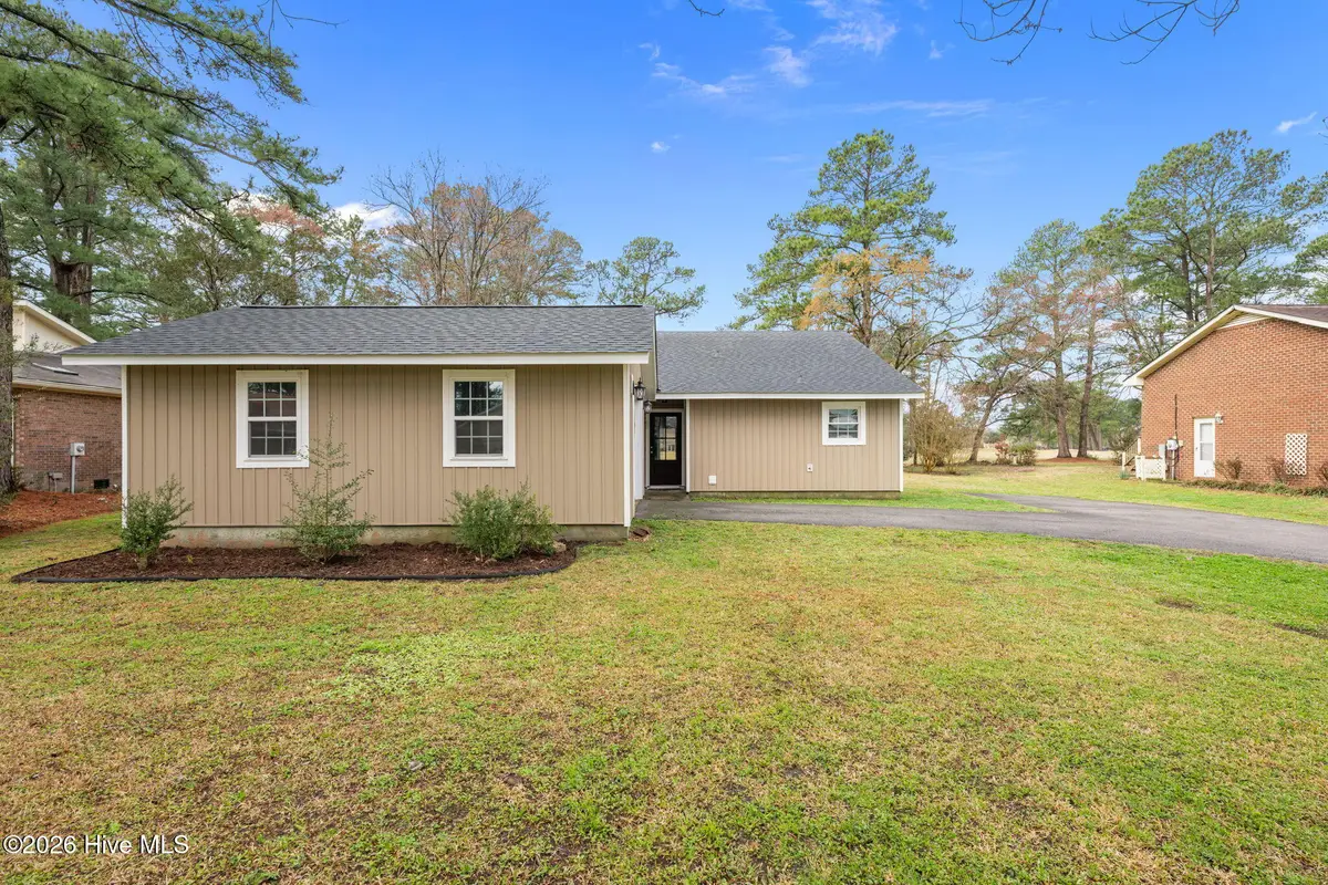 707 Plantation Drive, New Bern, NC 28562 - #1