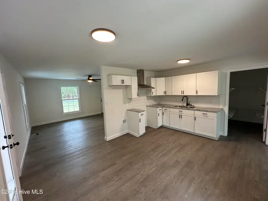 11140 Barnes Bridge Road, Laurinburg, NC 28352 - #2