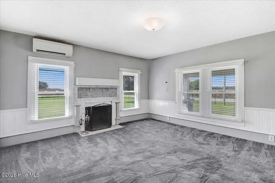 2912 W Nc Highway 55, Mount Olive, NC 28365 - #3