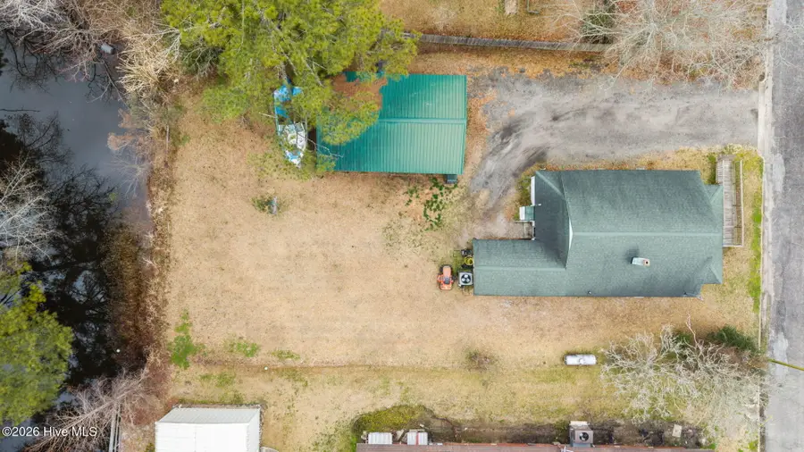 406 Howard Street, Columbia, NC 27925 - #3