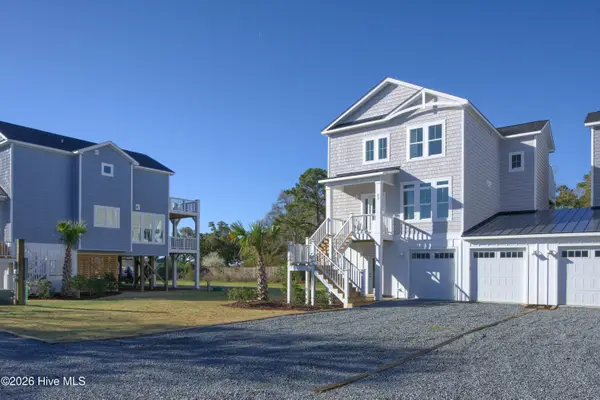 52 Pier View Court, Hampstead, NC 28443
