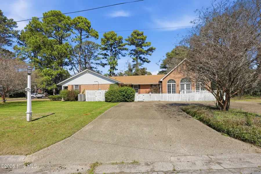 1514 Crescent Drive, Elizabeth City, NC 27909 - #2