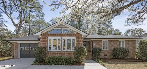 1206 Crows Nest Court, New Bern, NC 28560