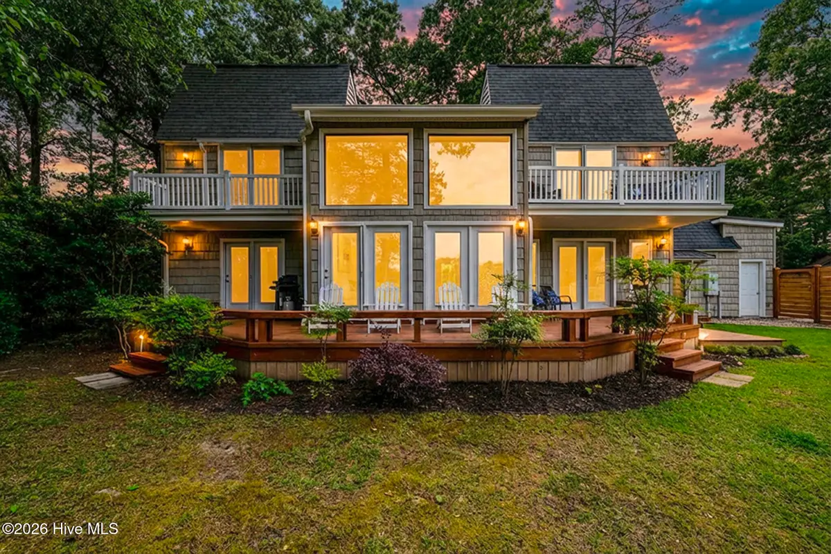 302 Plantation Drive, New Bern, NC 28562 - #1