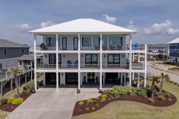 1423 N Shore Drive, Surf City, NC 28445