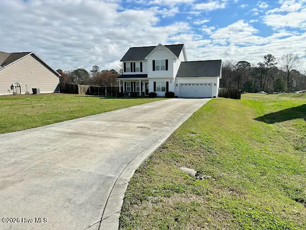 102 Buckhaven Drive, Richlands, NC 28574