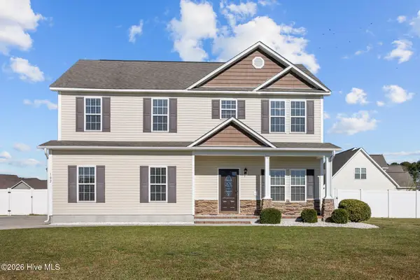 102 Kayak Court, Swansboro, NC 28584