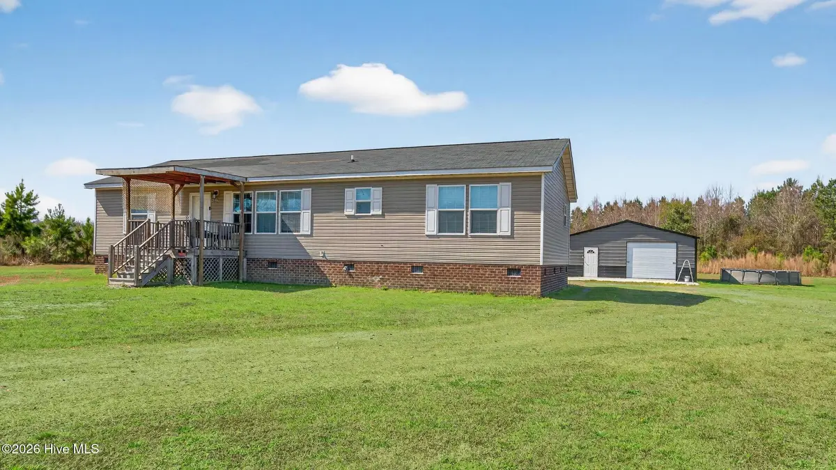 1603 E Barr Road, Chocowinity, NC 27817 - #1