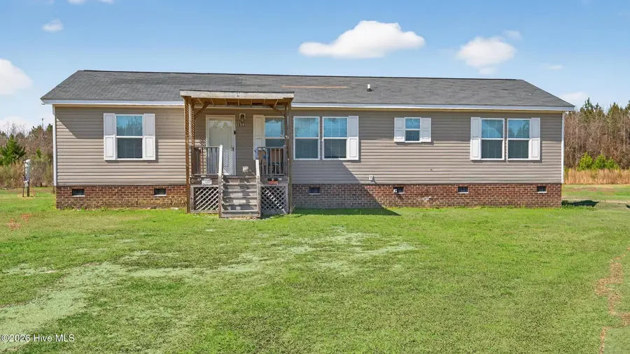 1603 E Barr Road, Chocowinity, NC 27817 - #2