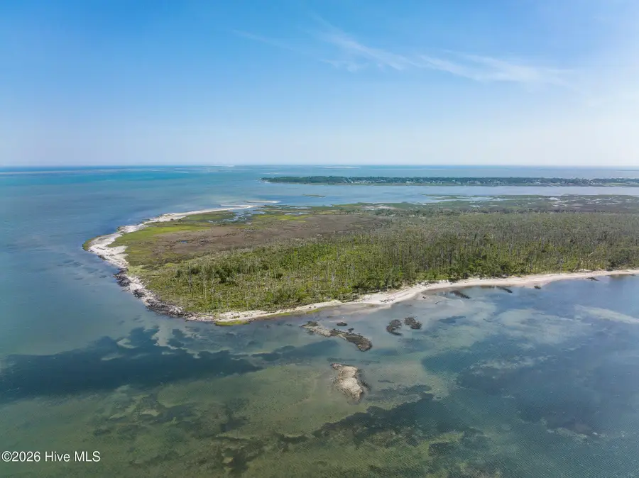 7 Browns Island East Part Terrace, Harkers Island, NC 28531 - #2