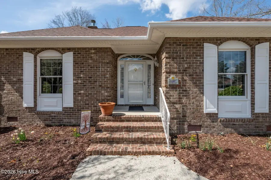 6002 Club House Drive, New Bern, NC 28562 - #2