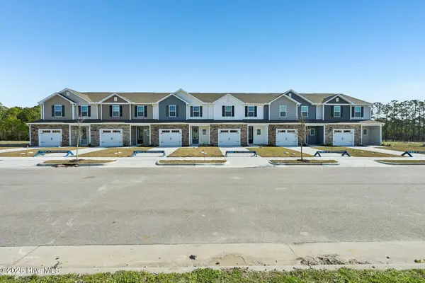 87 Commons View Drive, Hampstead, NC 28443