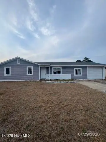 203 W Volant Street, Hubert, NC 28539 - #1