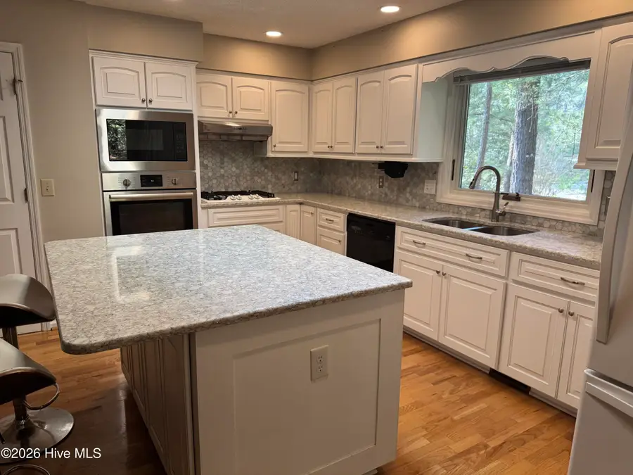 33 Thunderbird Circle, Pinehurst, NC 28374 - #2