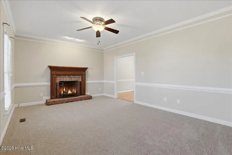 621 E Raintree Lane, Goldsboro, NC 27534 - #3