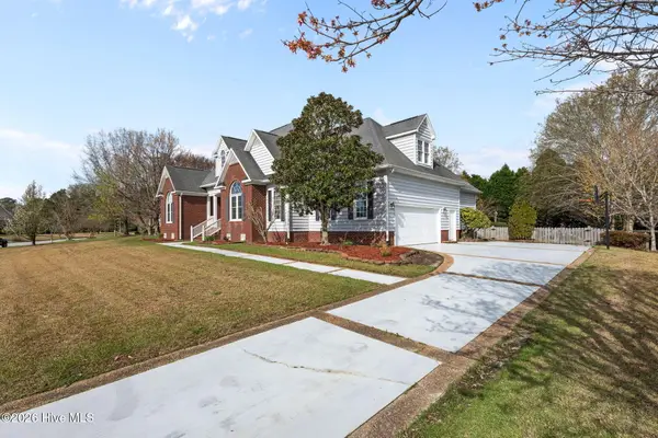 112 Pebblebrook Drive, New Bern, NC 28562