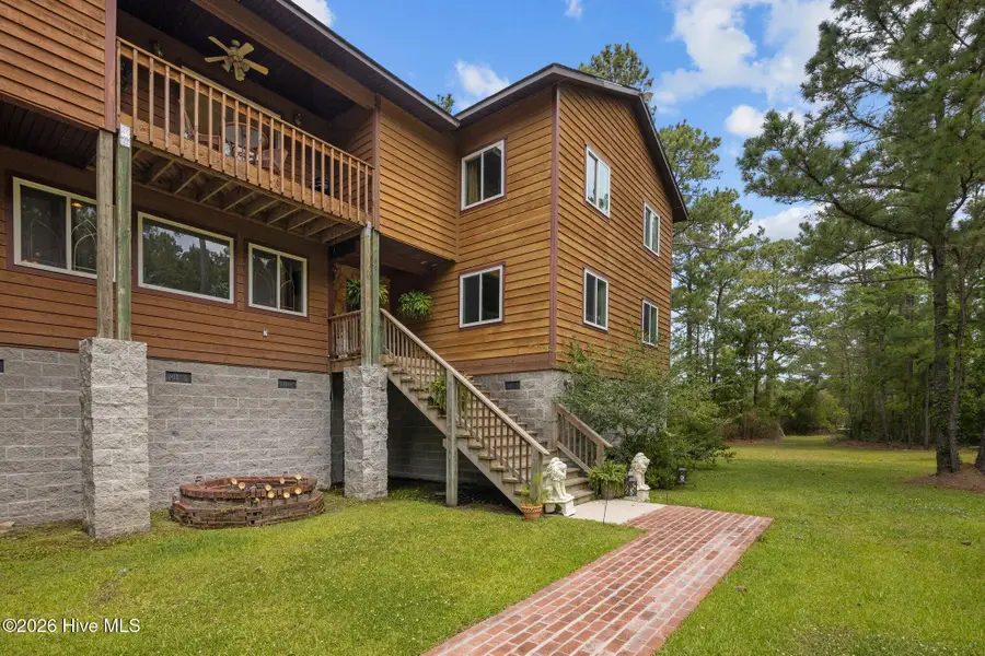 118 Pine Tree Lane, Bayboro, NC 28515 - #3