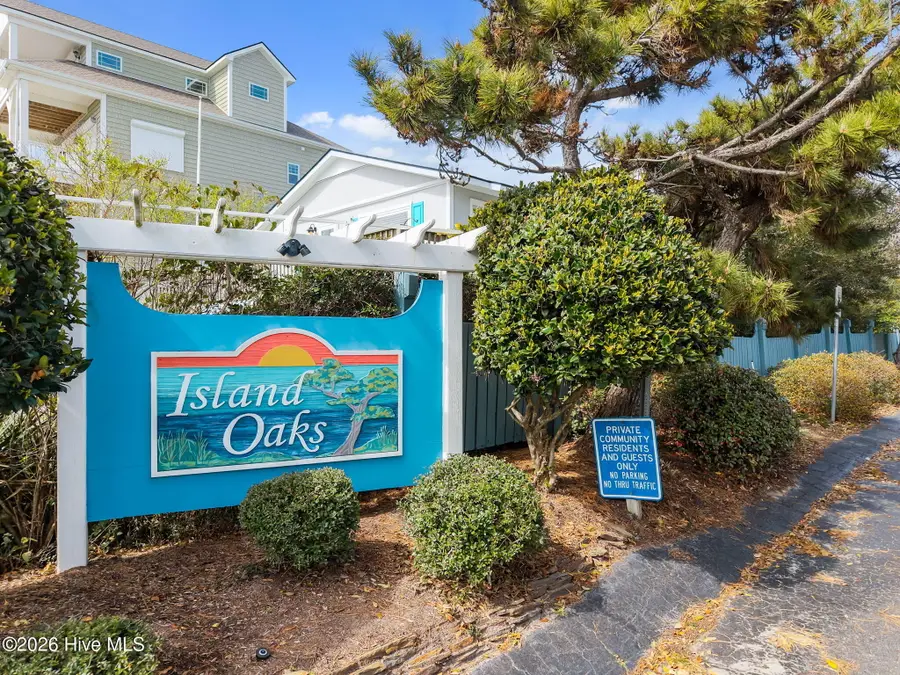 121 Seagull Court, Surf City, NC 28445 - #2