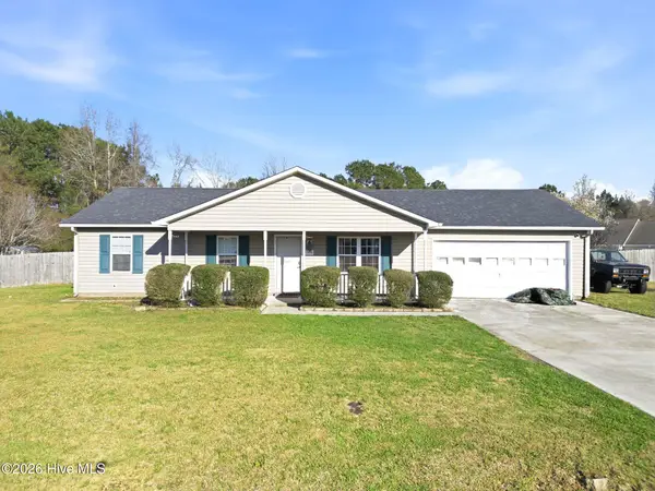 106 N Ivy Drive, Hubert, NC 28539