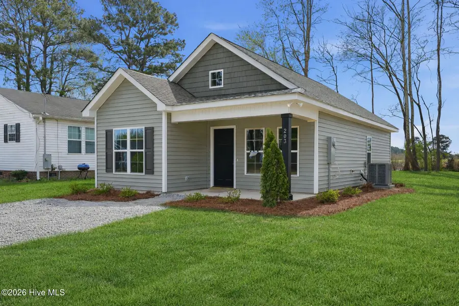 203 Booker Street Nw, Pikeville, NC 27863 - #2