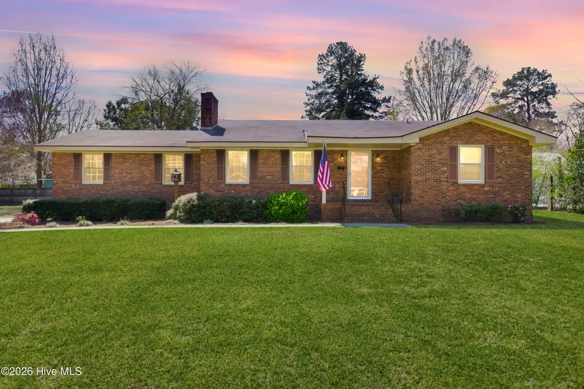 118 E Wyche Street, Whiteville, NC 28472 - #1