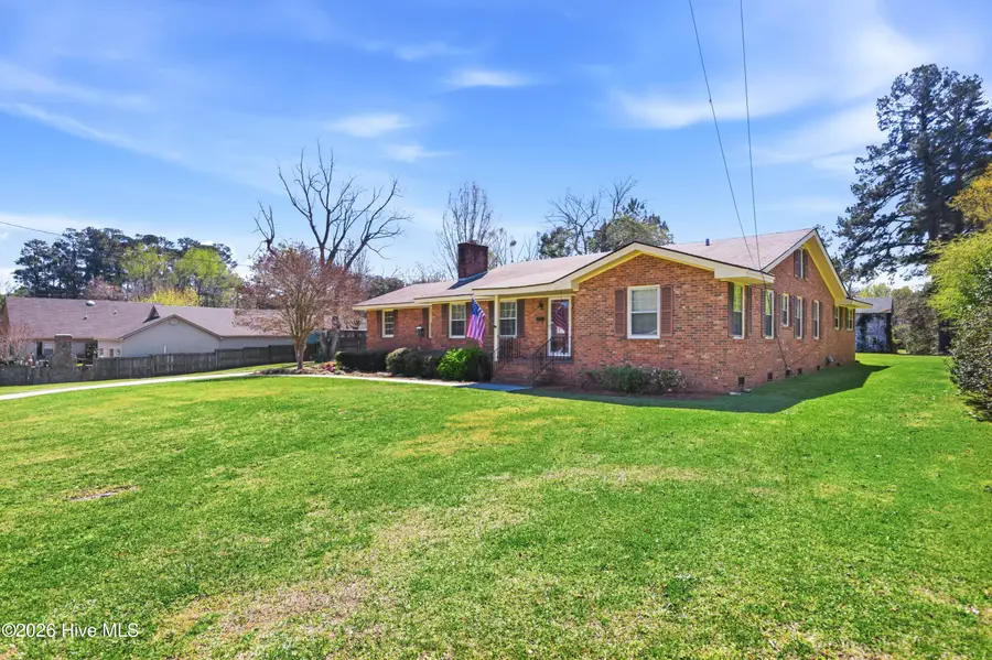 118 E Wyche Street, Whiteville, NC 28472 - #3