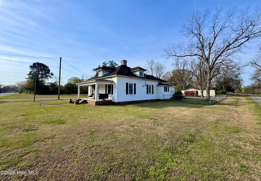 3405 Oaks Road, New Bern, NC 28560 - #2