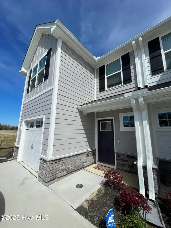 3178 Edgehill Drive, Navassa, NC 28451