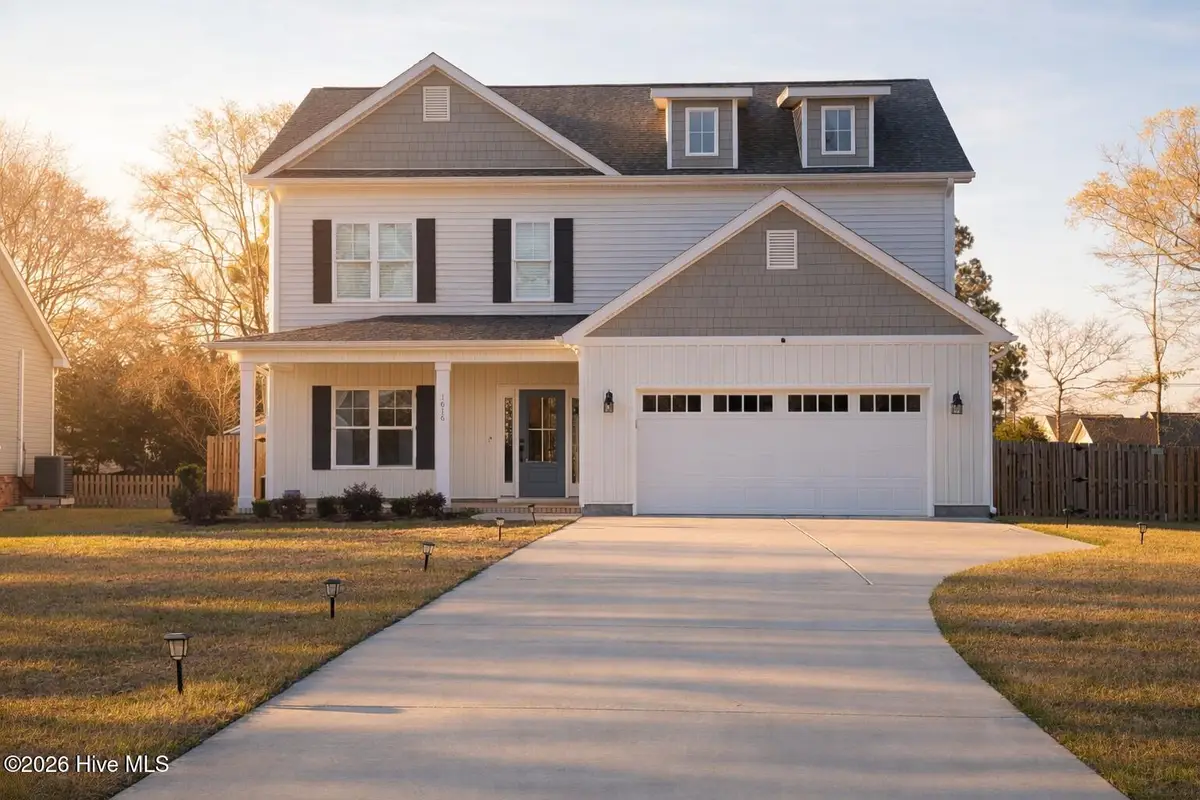 1616 Chadwick Shores Drive, Sneads Ferry, NC 28460 - #1