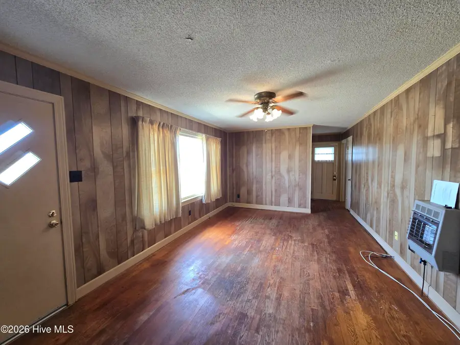 879 S Sandy Hook Road, Shiloh, NC 27974 - #3