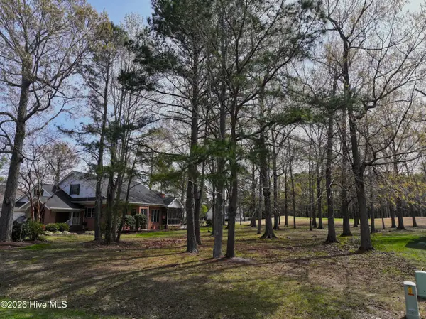 7 Pungo Drive, Hertford, NC 27944