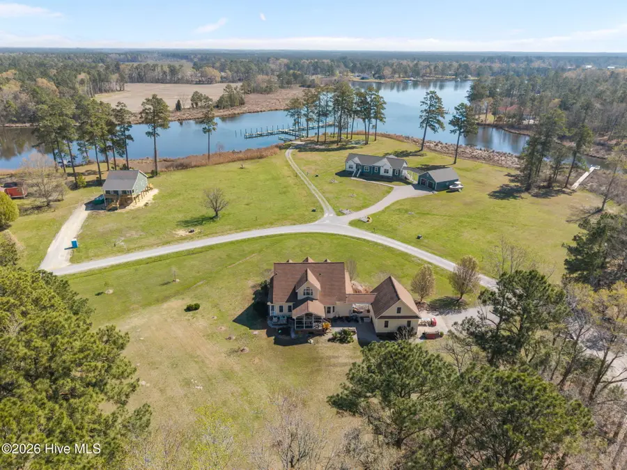 1052 N Creek Drive, Belhaven, NC 27810 - #3