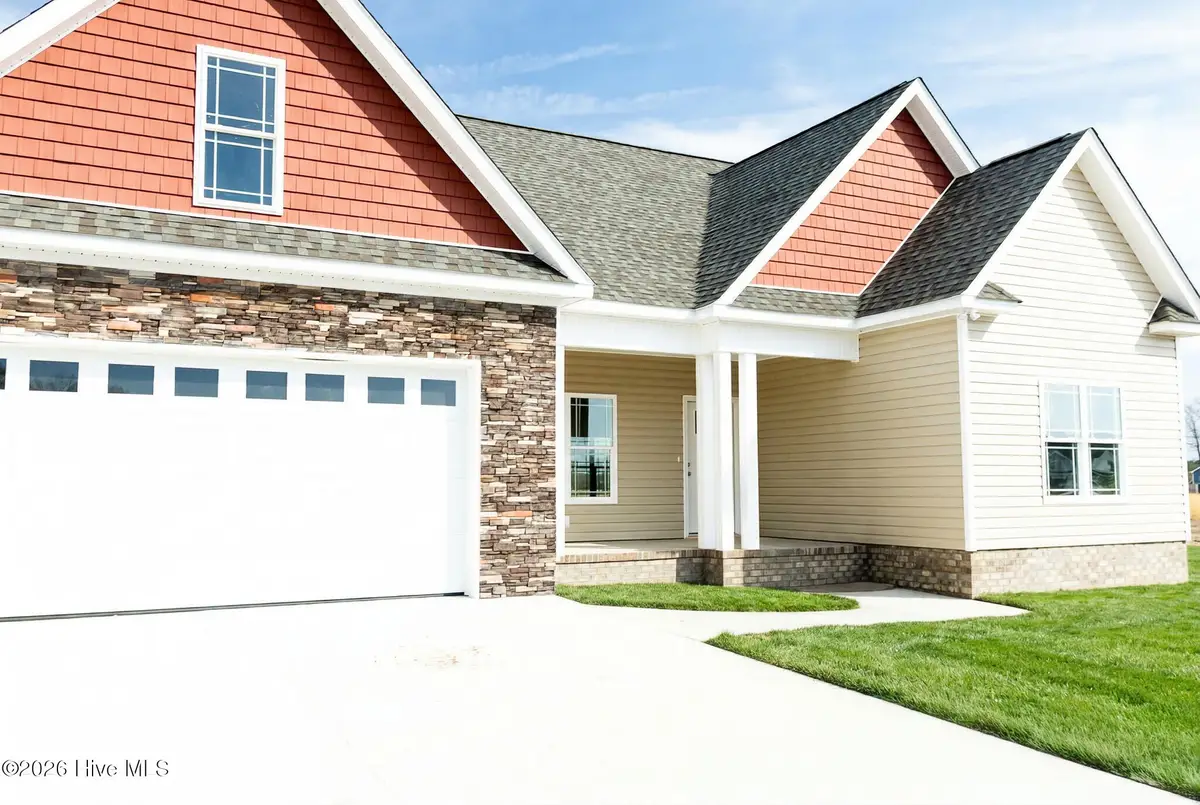 2699 Whitaker Glen Drive, Farmville, NC 27828 - #1