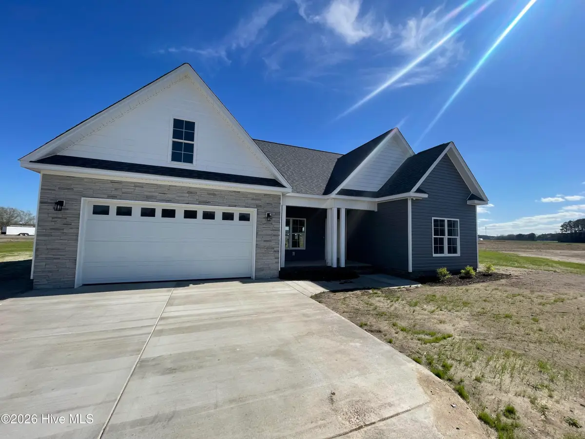 2753 Whitaker Glen Drive, Farmville, NC 27828 - #1