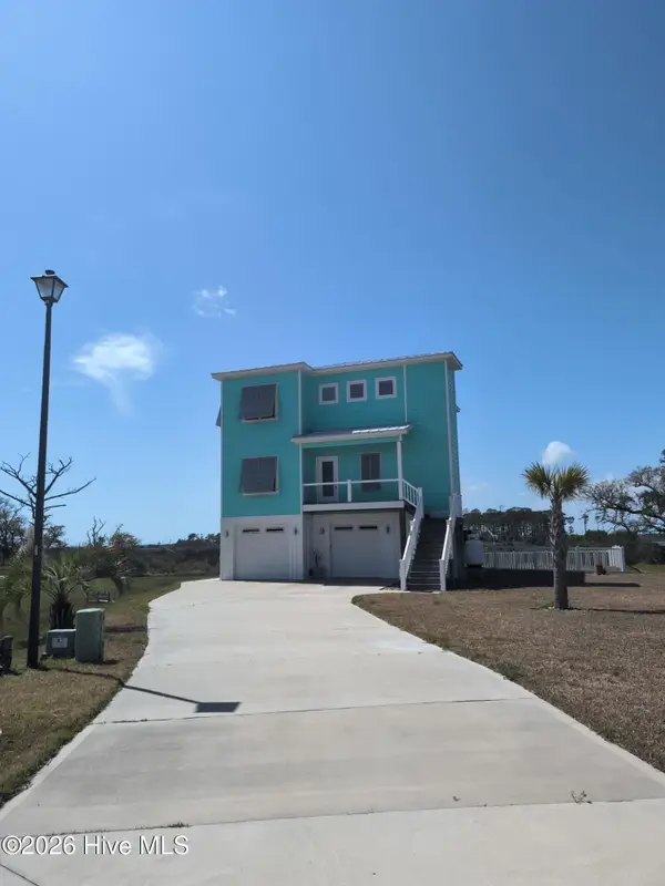 135 Jade Street, Beaufort, NC 28516