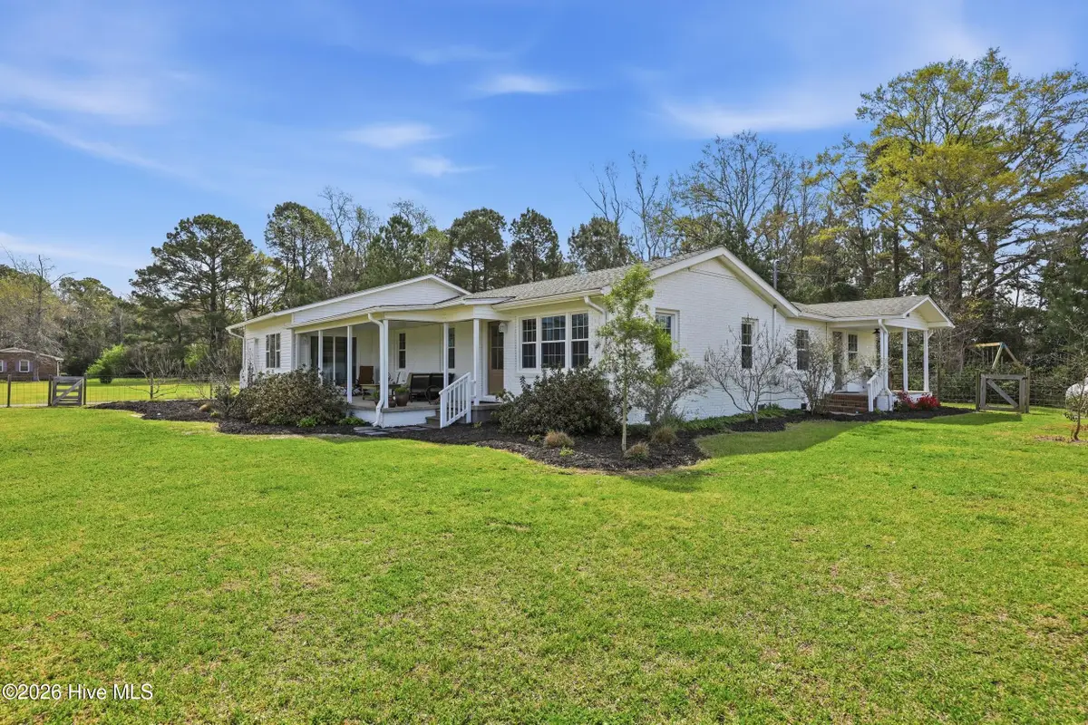 635 Little Macedonia Road Nw, Supply, NC 28462 - #1