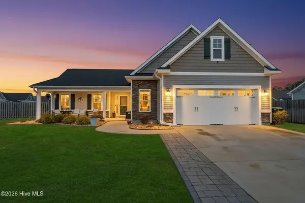 2083 Southern Pine Drive, Leland, NC 28451