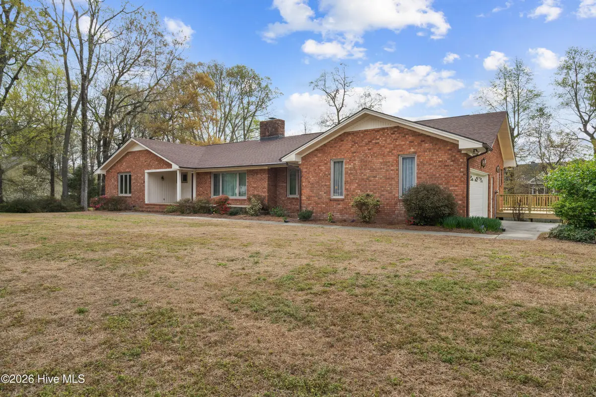 4318 Country Club Drive N, Wilson, NC 27896 - #1