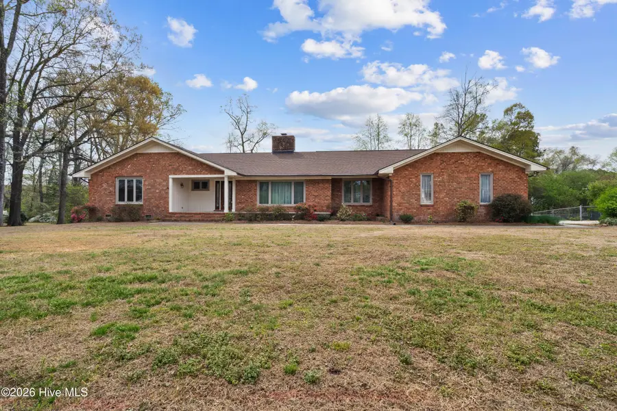 4318 Country Club Drive N, Wilson, NC 27896 - #2