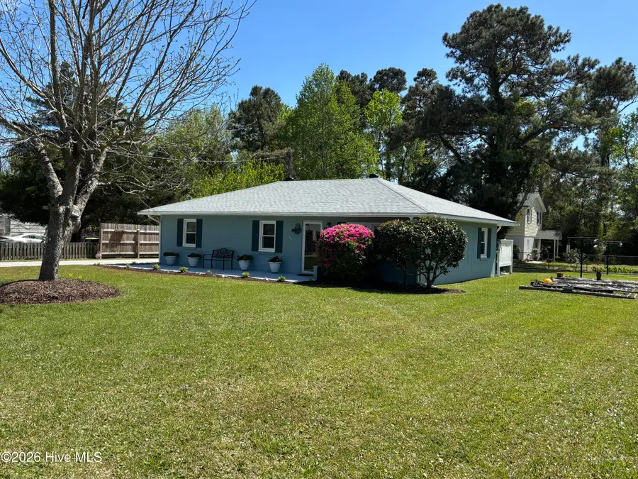 923 N Yaupon Terrace, Morehead City, NC 28557 - #3