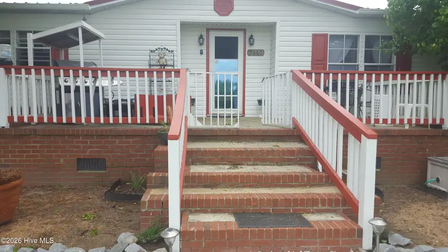 5660 Creek Road, Grifton, NC 28530 - #2