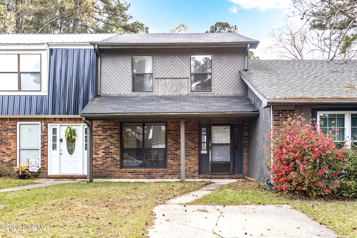 211 Bracken Place, Jacksonville, NC 28540 - #1