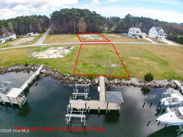 112 Waterway Drive, Beaufort, NC 28516