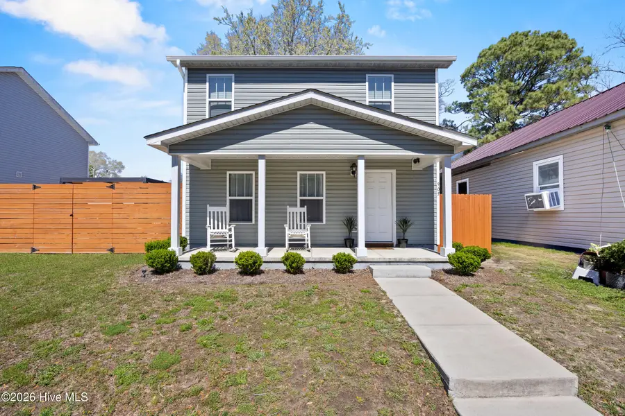 905 Walnut Street, Wilmington, NC 28401 - #2