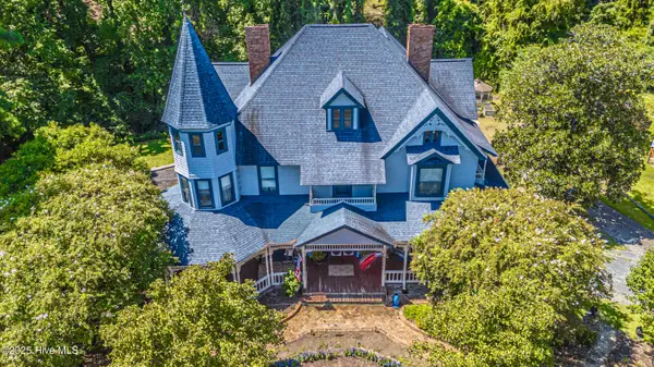 301 Mcreynolds Street, Carthage, NC 28327