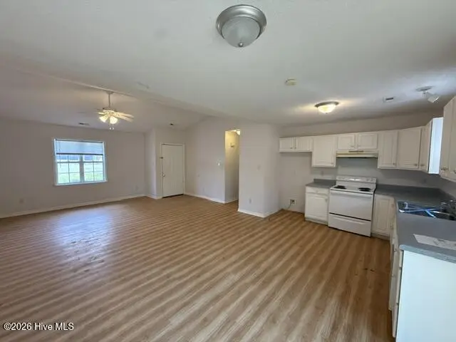 205 Commons Court, New Bern, NC 28560 - #2